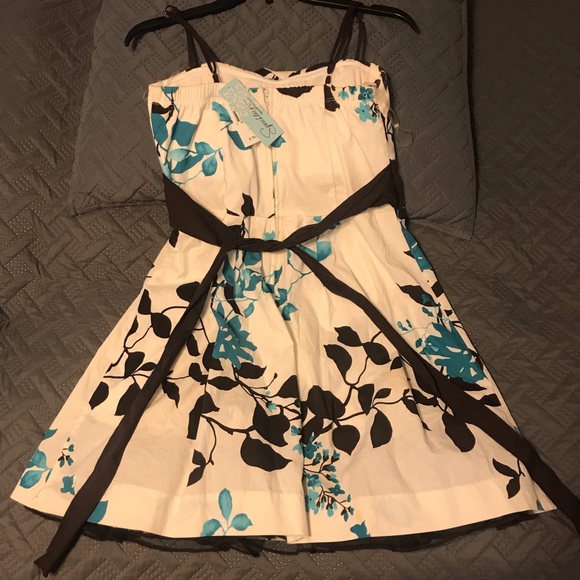 Speechless,white dress blue&brown leaves, dress 11 - Picture 2 of 2